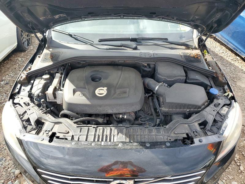 71770326 :رقم المزاد ، YV126MFJ0F1343581 vin ، 2015 Volvo S60 مزاد بيع
