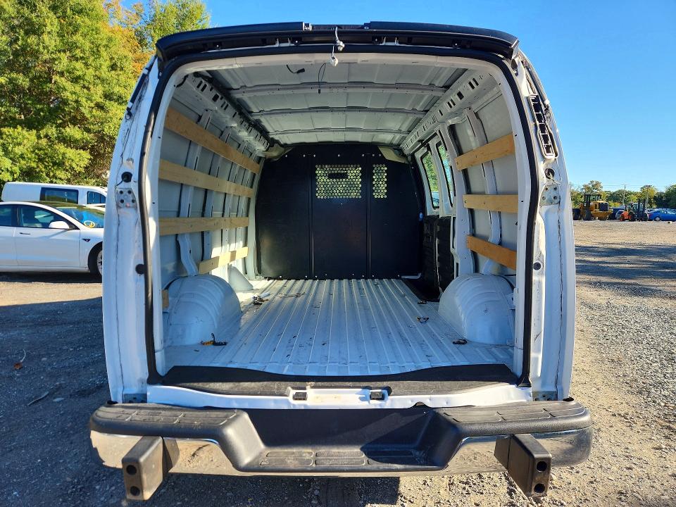 Продажа на аукционе авто 2025 Chevrolet Express G2500, vin: 1GCWGAF74S1272581, номер лота: 69978476