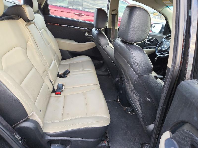 Продажа на аукционе авто 2015 Kia Rondo, vin: KNAHU8A38F7122276, номер лота: 72517526