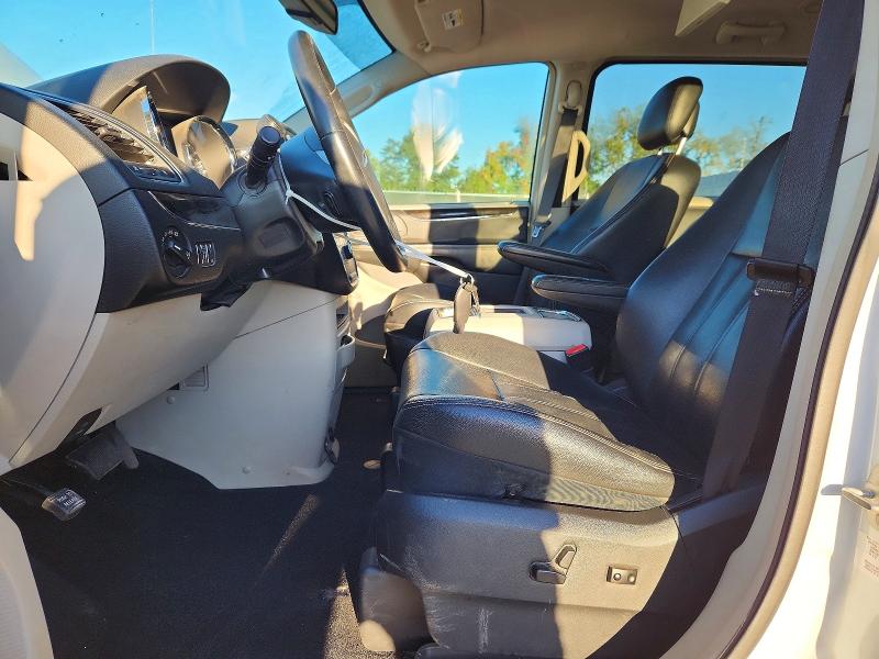 71932156 :رقم المزاد ، 2C4RC1BG2ER236239 vin ، 2014 Chrysler Town & Country مزاد بيع