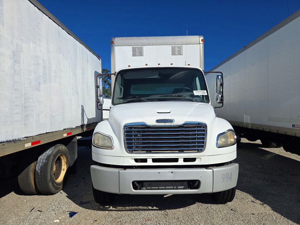 71111286 :رقم المزاد ، 1FVACYBS0ADAR3225 vin ، 2010 Freightliner M2 مزاد بيع