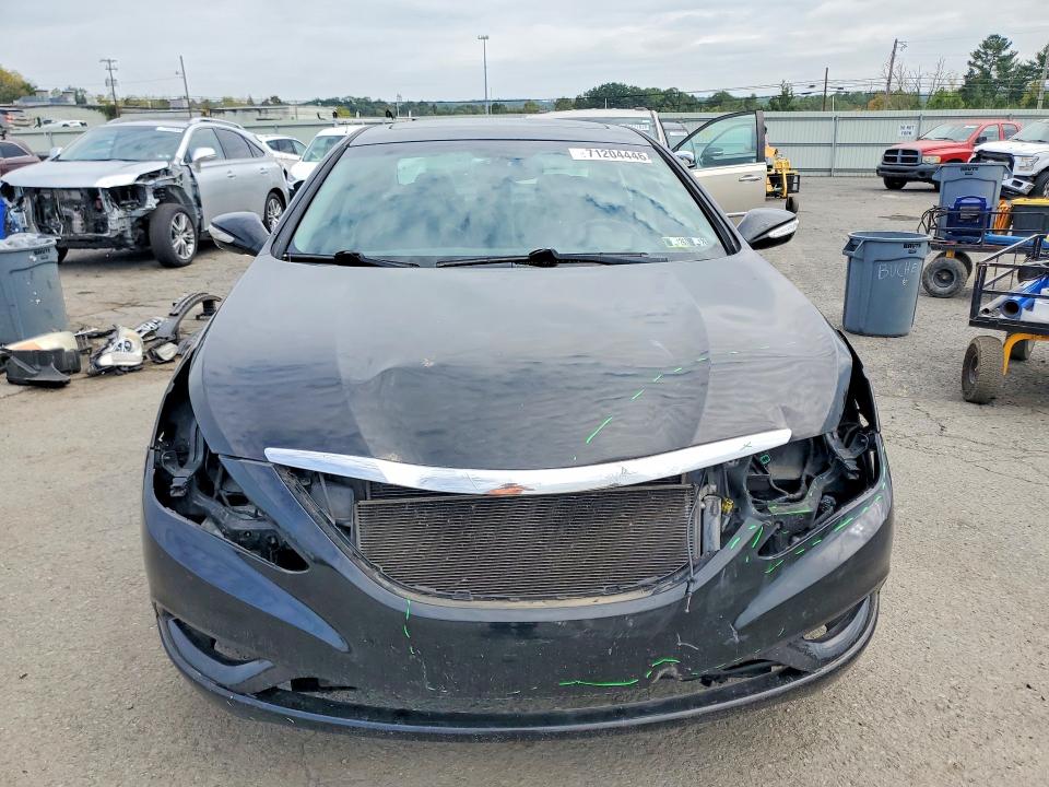 71204446 :رقم المزاد ، 5NPEC4AC3BH227296 vin ، 2011 Hyundai Sonata مزاد بيع
