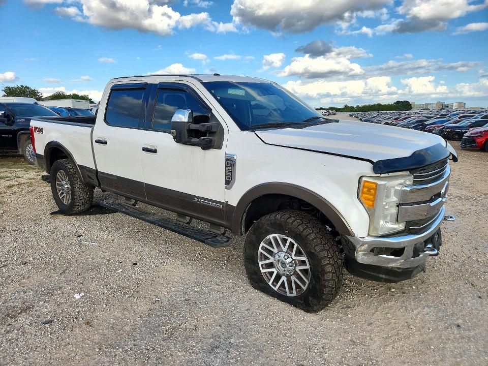 2017 Ford F250 მანქანა იყიდება აუქციონზე, vin: 1FT7W2BTXHEE55694, აუქციონის ნომერი: 72680446