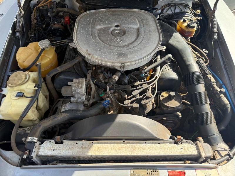 72846646 :رقم المزاد ، WDBBA48D9HA061016 vin ، 1987 Mercedes-benz 560 مزاد بيع