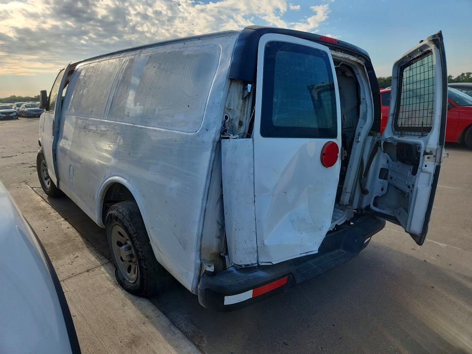 72225486 :رقم المزاد ، 1GCSGAFX2E1163829 vin ، 2014 Chevrolet Express G1500 مزاد بيع