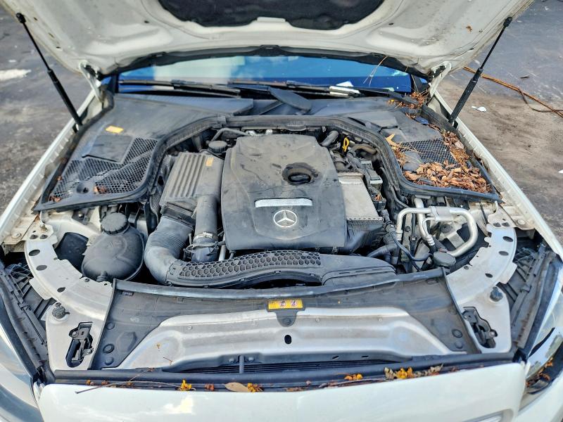 2016 Mercedes-benz C მანქანა იყიდება აუქციონზე, vin: 55SWF4JB9GU142227, აუქციონის ნომერი: 71575356