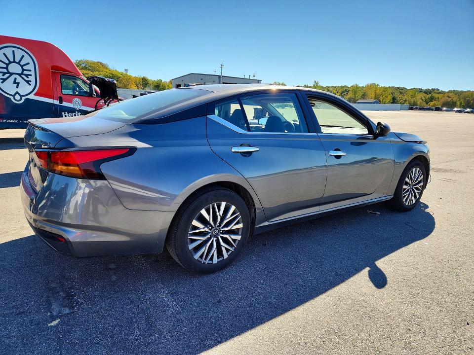 72106306 :رقم المزاد ، 1N4BL4DV1SN396934 vin ، 2025 Nissan Altima مزاد بيع