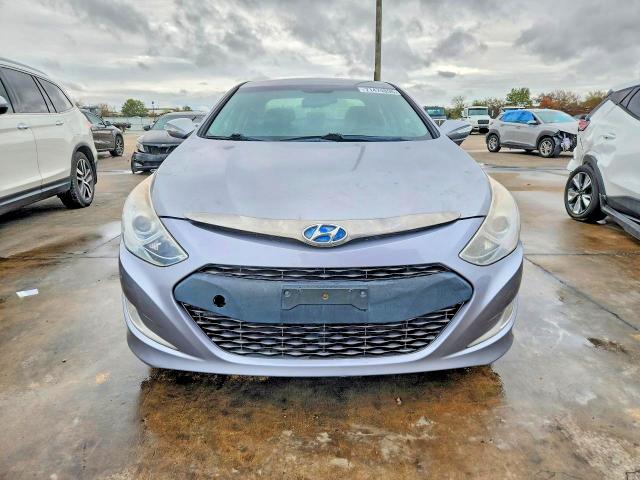 2014 Hyundai Sonata მანქანა იყიდება აუქციონზე, vin: KMHEC4A4XEA117703, აუქციონის ნომერი: 71474896