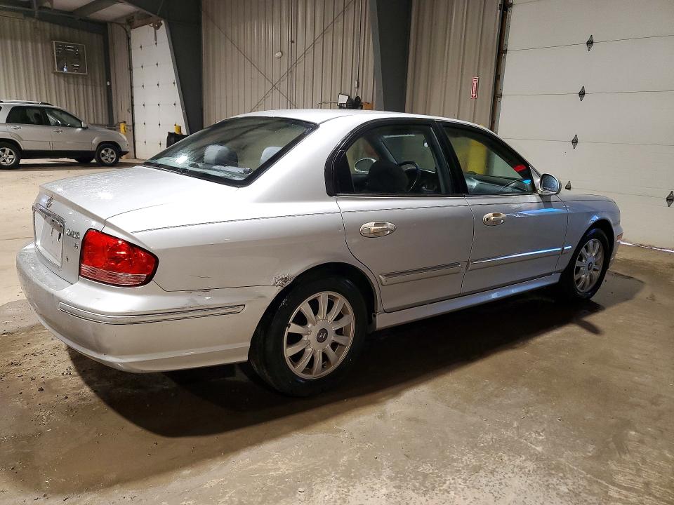 2004 Hyundai Sonata მანქანა იყიდება აუქციონზე, vin: KMHWF35H84A933374, აუქციონის ნომერი: 73442576