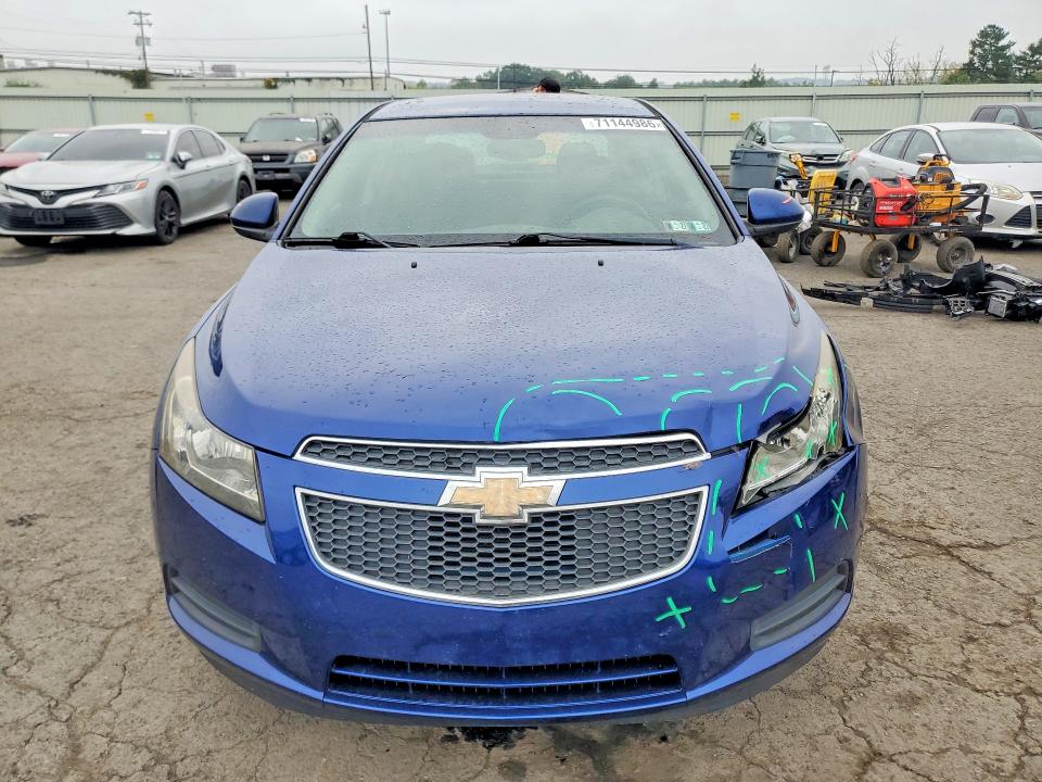 71144986 :رقم المزاد ، 1G1PK5SC9C7152800 vin ، 2012 Chevrolet Cruze مزاد بيع