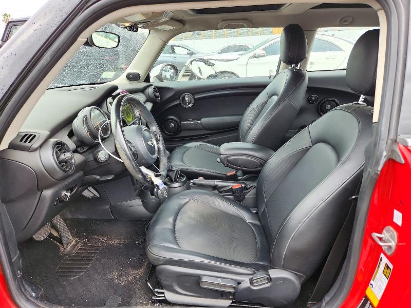72153926 :رقم المزاد ، WMWXP5C51H3B77634 vin ، 2017 Mini Cooper مزاد بيع