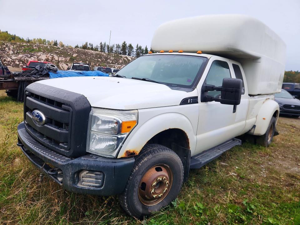 2011 Ford F350 მანქანა იყიდება აუქციონზე, vin: 1FT8X3D61BEC22440, აუქციონის ნომერი: 63468546