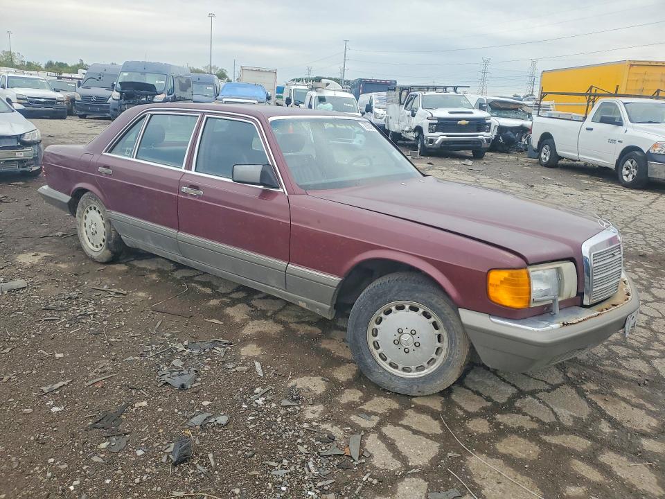 70569816 :رقم المزاد ، WDBCA25D7JA395872 vin ، 1988 Mercedes-benz 300 مزاد بيع