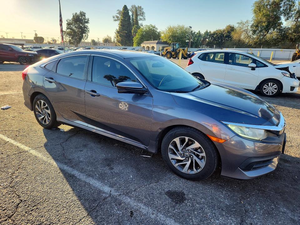 Продажа на аукционе авто 2018 Honda Civic, vin: 2HGFC2F75JH514166, номер лота: 71489986