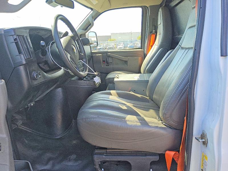2020 Chevrolet Express G2500 მანქანა იყიდება აუქციონზე, vin: 1GCWGAFP2L1262729, აუქციონის ნომერი: 70502416