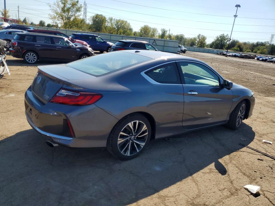 71929546 :رقم المزاد ، 1HGCT1B8XHA005999 vin ، 2017 Honda Accord مزاد بيع