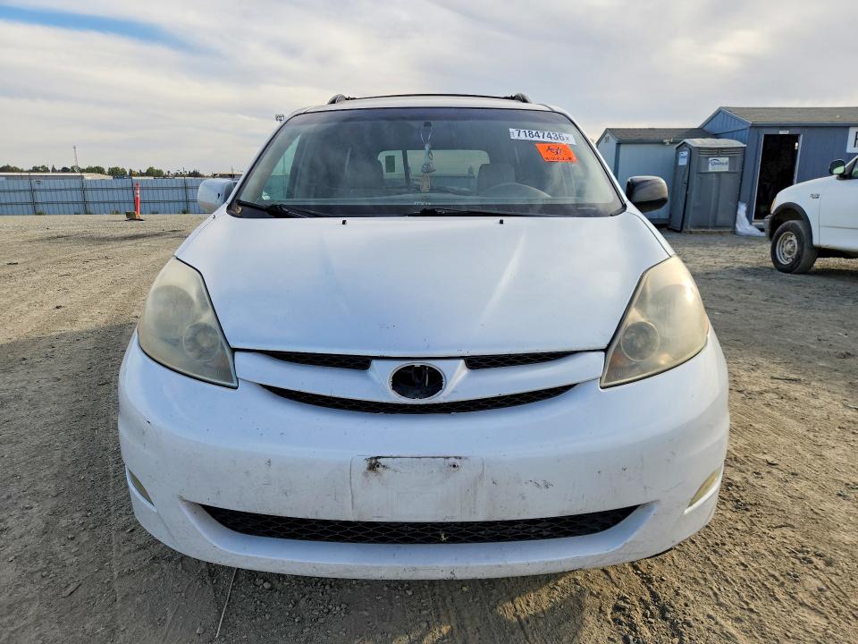 71847436 :رقم المزاد ، 5TDZK22C57S039128 vin ، 2007 Toyota Sienna مزاد بيع