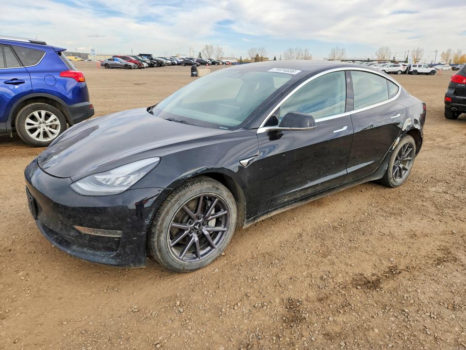Продажа на аукционе авто 2019 Tesla Model 3, vin: 5YJ3E1EA1KF328697, номер лота: 71974836