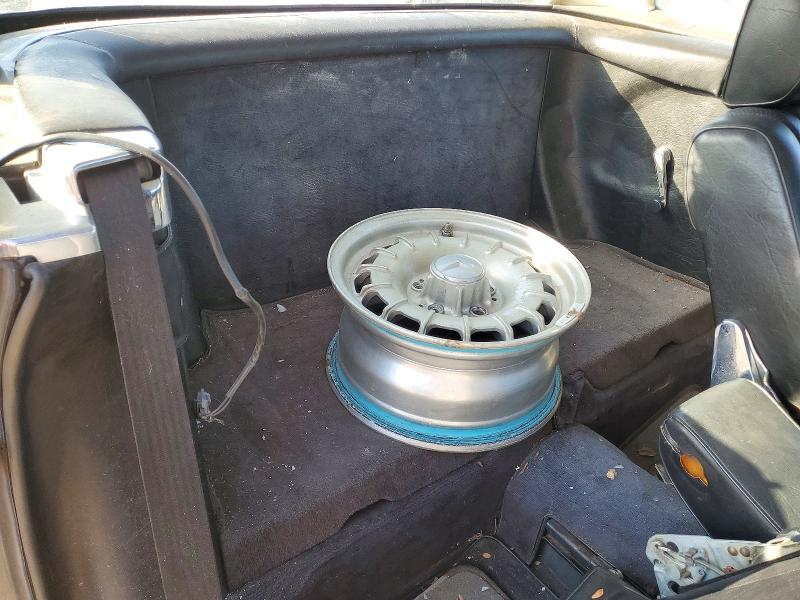 Продажа на аукционе авто 1982 Mercedes-benz 380, vin: WDBBA45A8CB018512, номер лота: 71892306