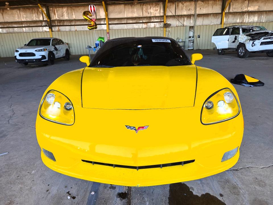 70585856 :رقم المزاد ، 1G1YY26W985129915 vin ، 2008 Chevrolet Corvette مزاد بيع