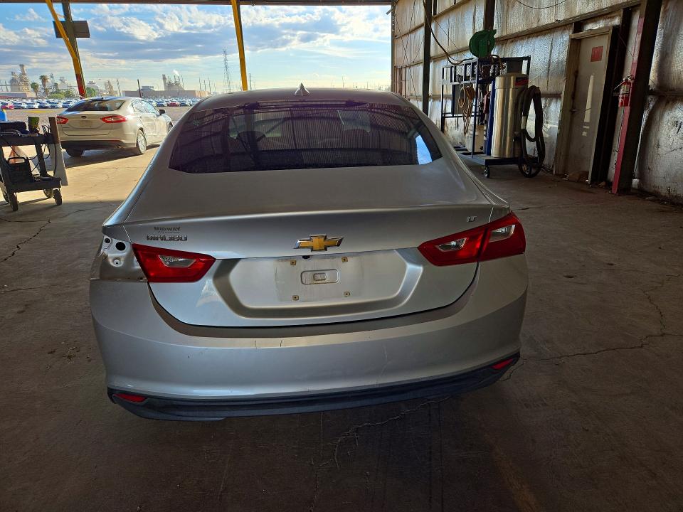 Auction sale of the 2018 Chevrolet Malibu, vin: 1G1ZD5STXJF123957, lot number: 73263956