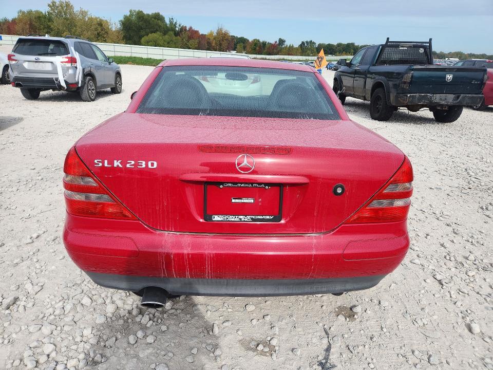 Продаж на аукціоні авто 1998 Mercedes-benz Slk, vin: WDBKK47F4WF006747, номер лоту: 72412636