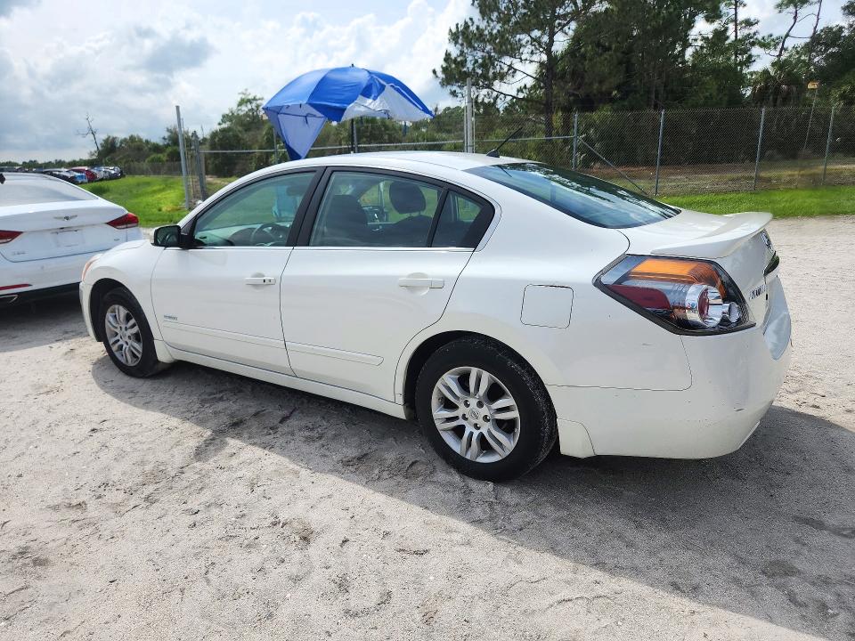 2010 Nissan Altima მანქანა იყიდება აუქციონზე, vin: 1N4CL2AP6AC111959, აუქციონის ნომერი: 72323736