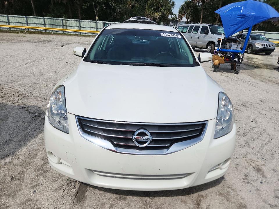 2010 Nissan Altima მანქანა იყიდება აუქციონზე, vin: 1N4CL2AP6AC111959, აუქციონის ნომერი: 72323736