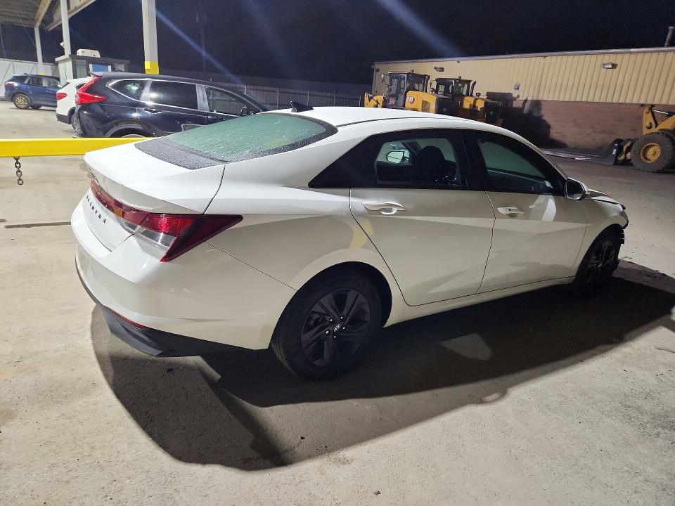 Продажа на аукционе авто 2023 Hyundai Elantra, vin: 5NPLM4AGXPH106294, номер лота: 71202746