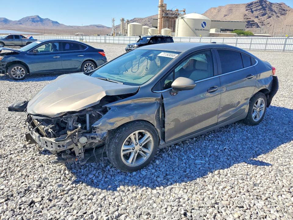 71193666 :رقم المزاد ، 1G1BE5SM3J7156171 vin ، 2018 Chevrolet Cruze مزاد بيع
