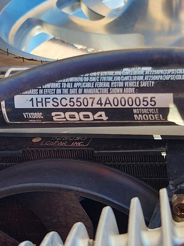 70024536 :رقم المزاد ، 1HFSC55074A000055 vin ، 2004 Honda Vtx1300 مزاد بيع