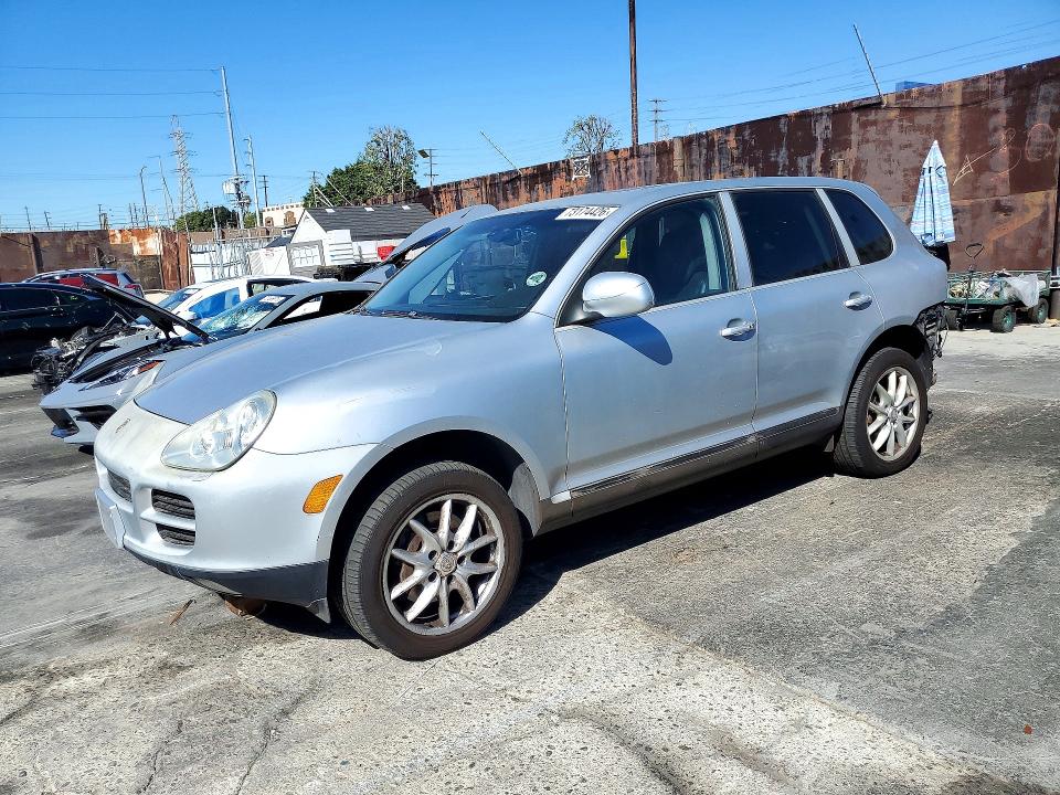 2004 Porsche Cayenne მანქანა იყიდება აუქციონზე, vin: WP1AB29P14LA60513, აუქციონის ნომერი: 73174426