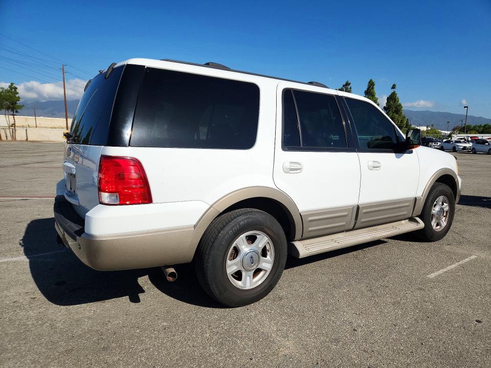 2004 Ford Expedition მანქანა იყიდება აუქციონზე, vin: 1FMRU17W74LB27257, აუქციონის ნომერი: 72502866
