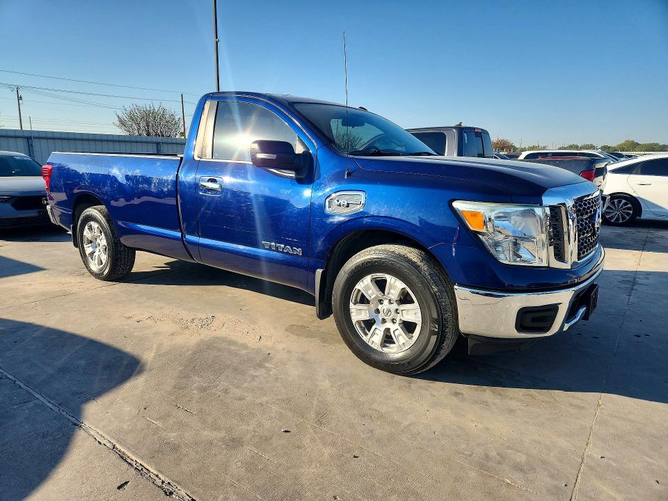 71056566 :رقم المزاد ، 1N6AA1R7XHN526980 vin ، 2017 Nissan Titan مزاد بيع