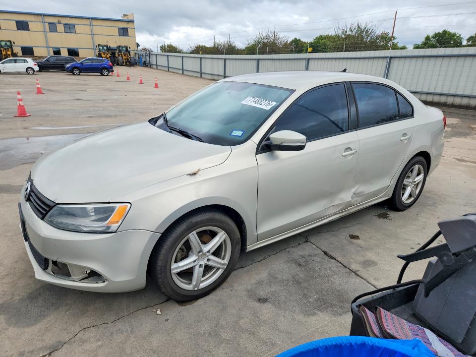 2011 Volkswagen Jetta მანქანა იყიდება აუქციონზე, vin: 3VWDZ7AJ7BM357454, აუქციონის ნომერი: 71488276