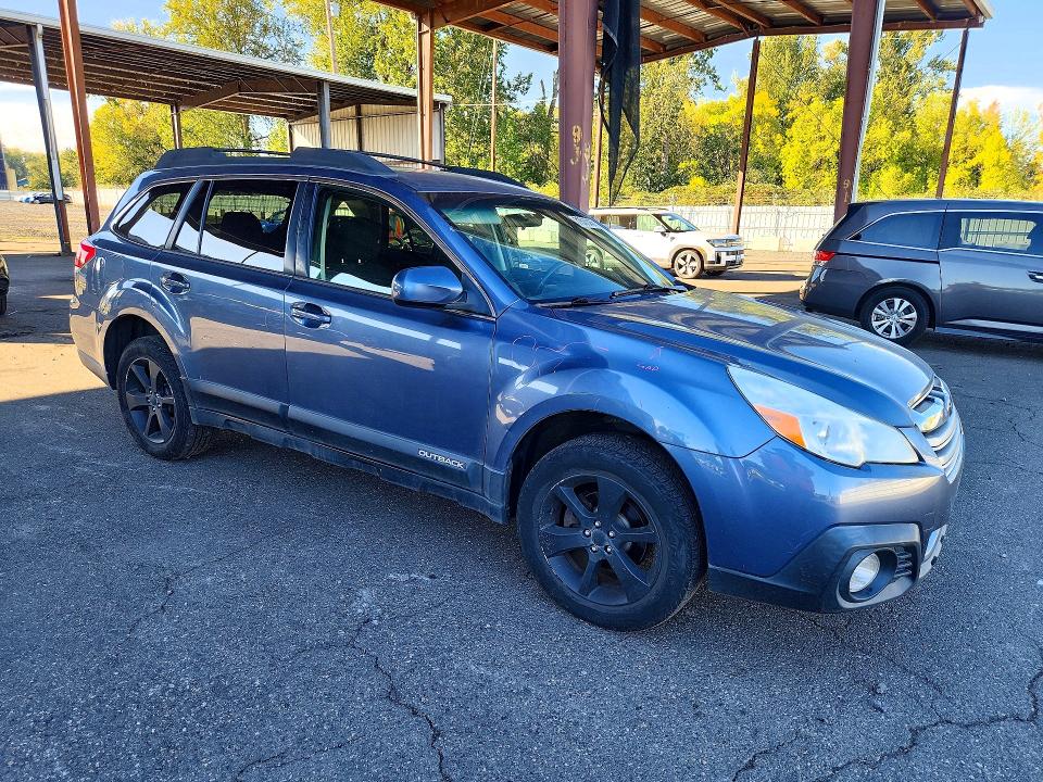 2013 Subaru Outback მანქანა იყიდება აუქციონზე, vin: 4S4BRBCC8D1228761, აუქციონის ნომერი: 71533456