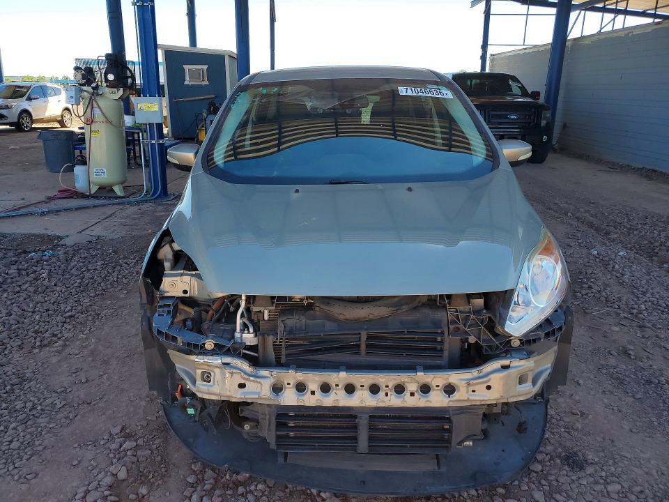 71046636 :رقم المزاد ، 1FADP5CU5FL104845 vin ، 2015 Ford C-max مزاد بيع