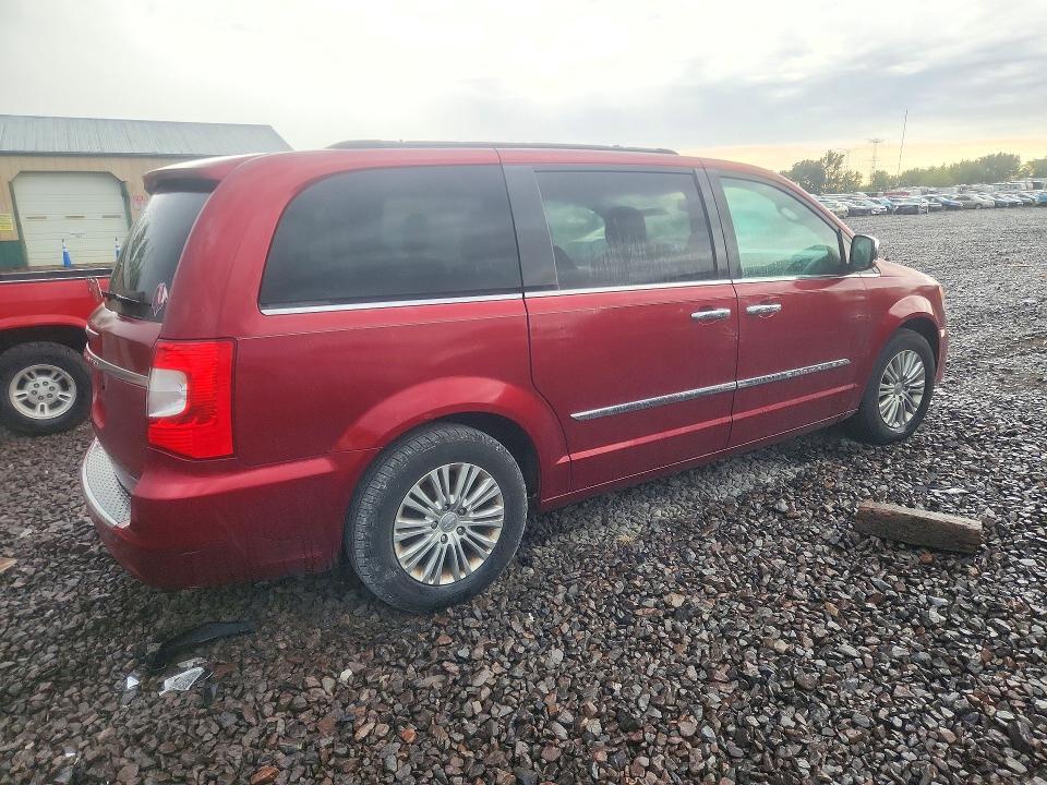 72524006 :رقم المزاد ، 2C4RC1CG3FR554869 vin ، 2015 Chrysler Town & Country مزاد بيع