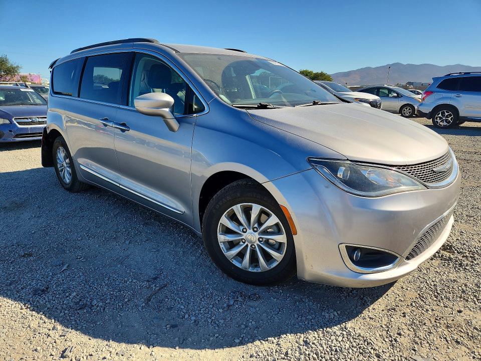Aukcja sprzedaży 2017 Chrysler Pacifica, vin: 2C4RC1BG3HR733739, numer aukcji: 69463586