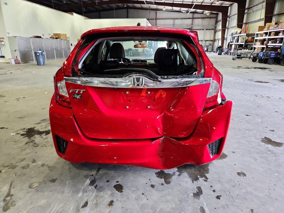 72233496 :رقم المزاد ، JHMGK5H86HS001667 vin ، 2017 Honda Fit مزاد بيع