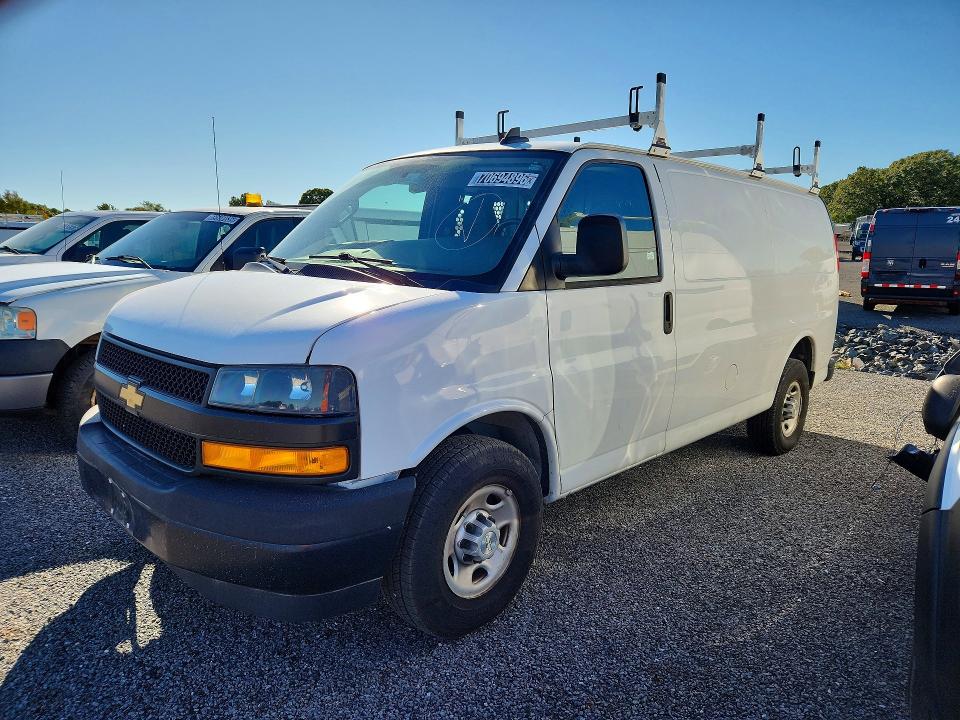 2020 Chevrolet Express G2500 მანქანა იყიდება აუქციონზე, vin: 1GCWGAFP5L1275197, აუქციონის ნომერი: 70694896