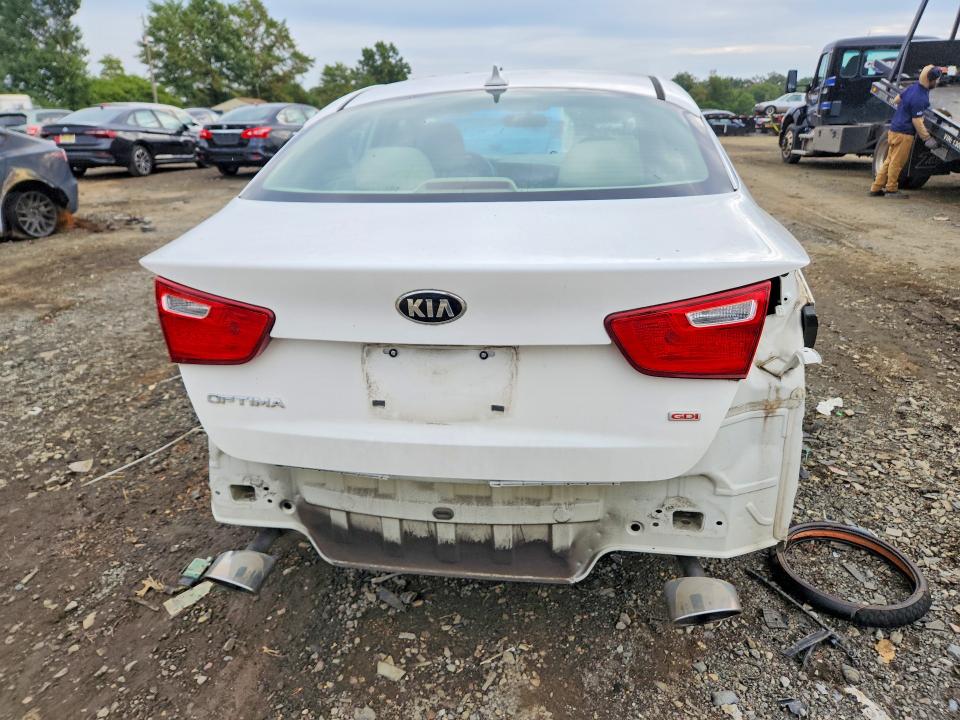 Продажа на аукционе авто 2015 Kia Optima, vin: KNAGM4A79F5593663, номер лота: 70711526