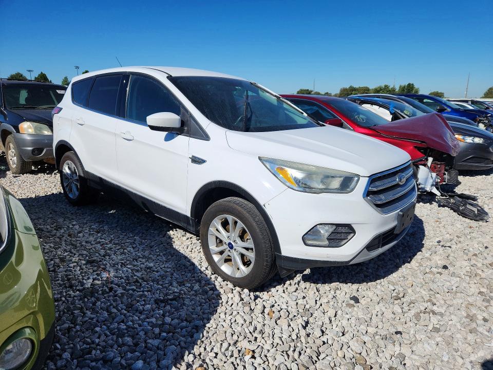 Auction sale of the 2017 Ford Escape, vin: 1FMCU0GDXHUA15857, lot number: 69324086