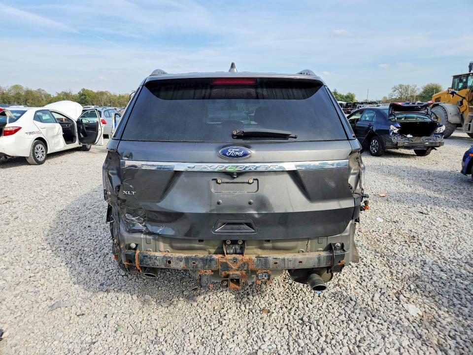 71353016 :رقم المزاد ، 1FM5K7D89HGA44957 vin ، 2017 Ford Explorer مزاد بيع