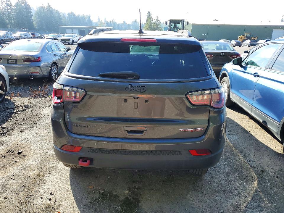 71302186 :رقم المزاد ، 3C4NJDDB2HT659590 vin ، 2017 Jeep Compass مزاد بيع
