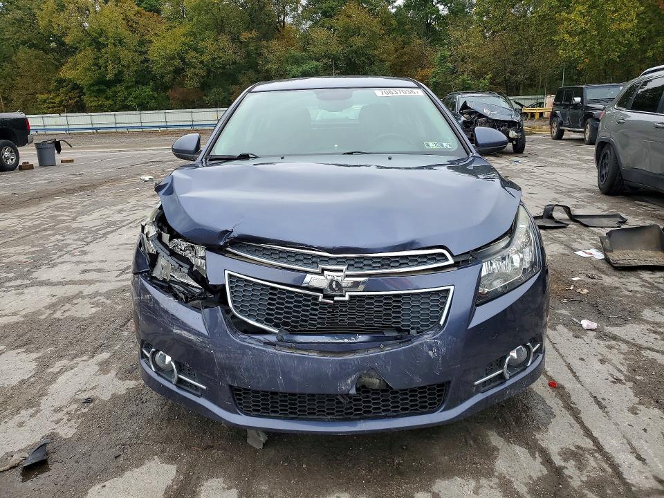 70637036 :رقم المزاد ، 1G1PC5SB9E7456135 vin ، 2014 Chevrolet Cruze مزاد بيع