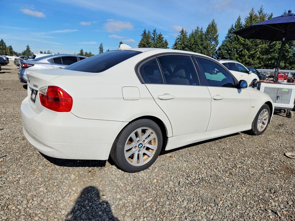 Продажа на аукционе авто 2007 Bmw 328, vin: WBAVA37577NE27436, номер лота: 71859366