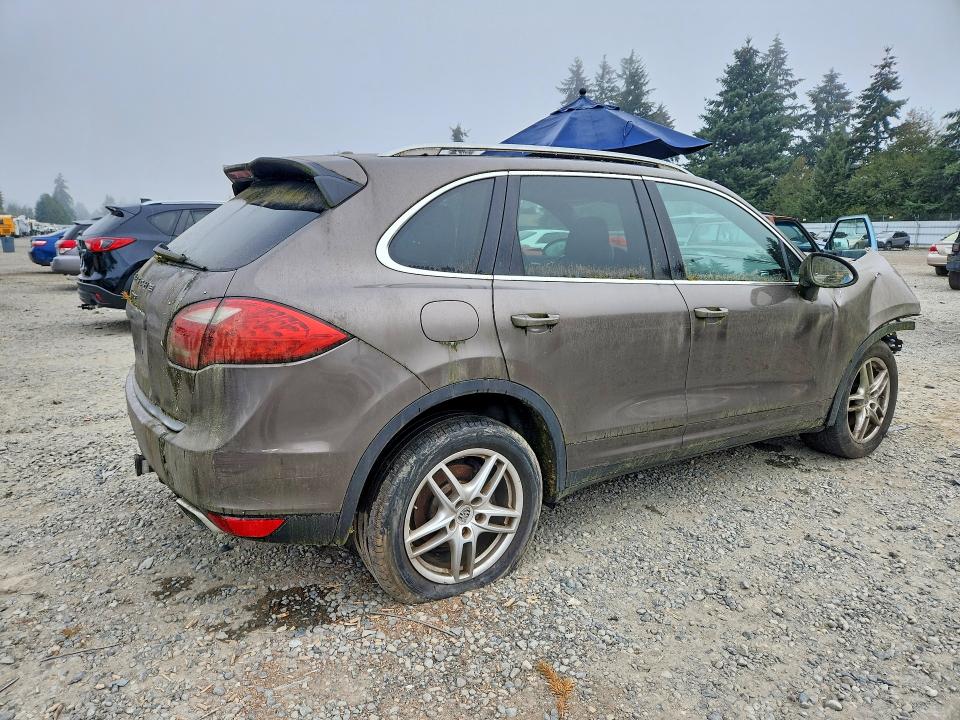 Продаж на аукціоні авто 2011 Porsche Cayenne, vin: WP1AA2A25BLA05482, номер лоту: 71047926