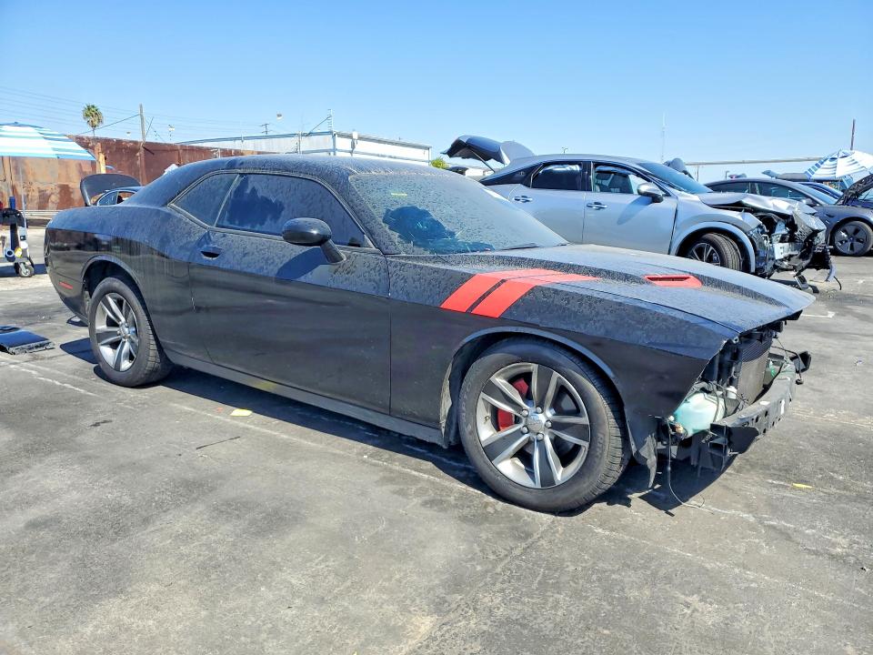 71064006 :رقم المزاد ، 2C3CDZAG7FH906060 vin ، 2015 Dodge Challenger مزاد بيع