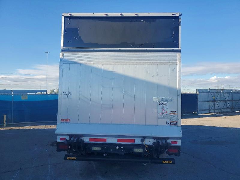71353106 :رقم المزاد ، 1FDBF9ZM8GKB54502 vin ، 2016 Ford Transit مزاد بيع